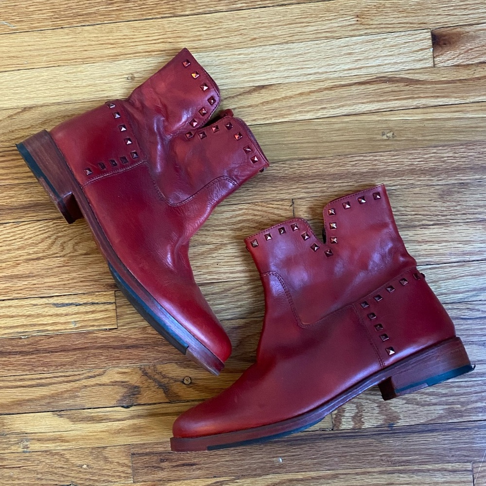 💄Sheridan Mia red studded boots🌶️